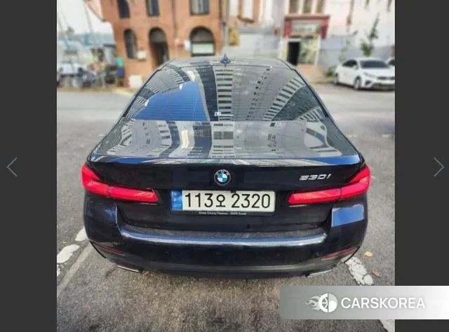 BMW 5 Series (G30) 2023 Черный из Кореи, фото 2