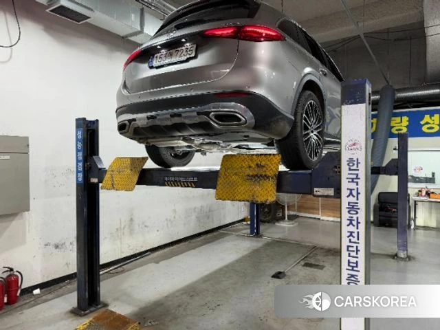Mercedes-Benz GLC-Class X254 2024 Белый из Кореи, фото 2