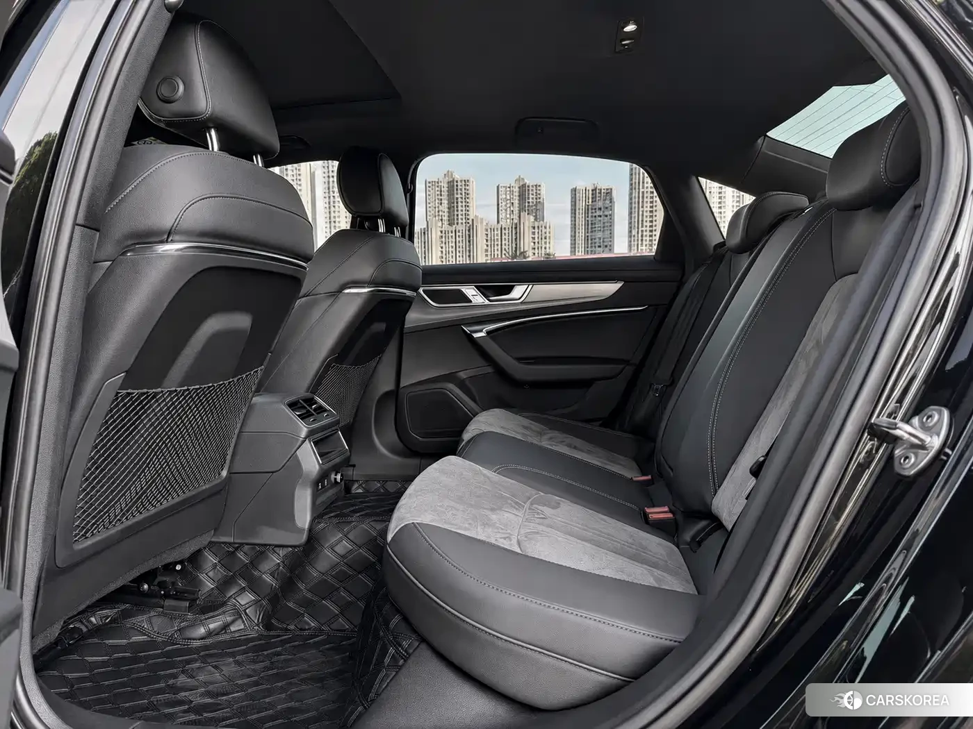 Audi A6L 2025 Черный из Китая, фото 4