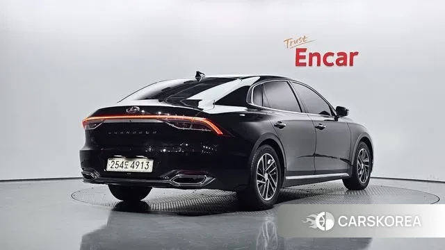 Hyundai The New Grandeur IG id 3208503 из Кореи 12