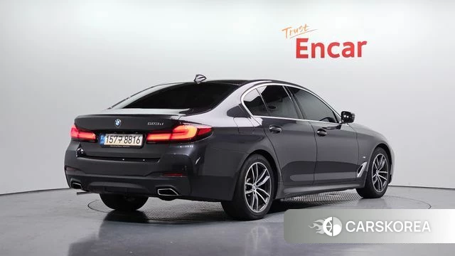BMW 5 Series (G30) id 4409926 из Кореи 12