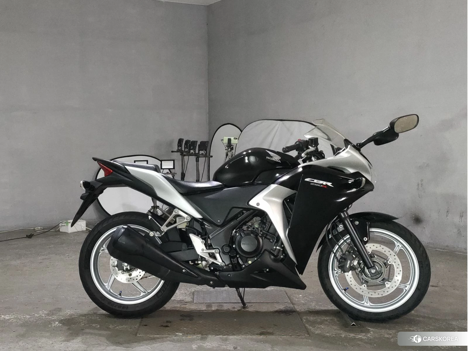 Проданный Honda CBR250R id 3947257 из Японии, фото 3