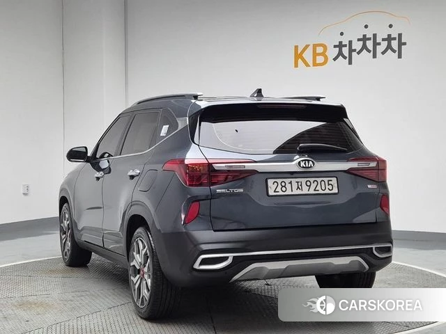 Kia Seltos id 4284937 из Кореи 12