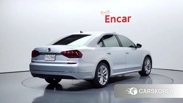 Volkswagen The New Passat id 3520361 из Кореи 12