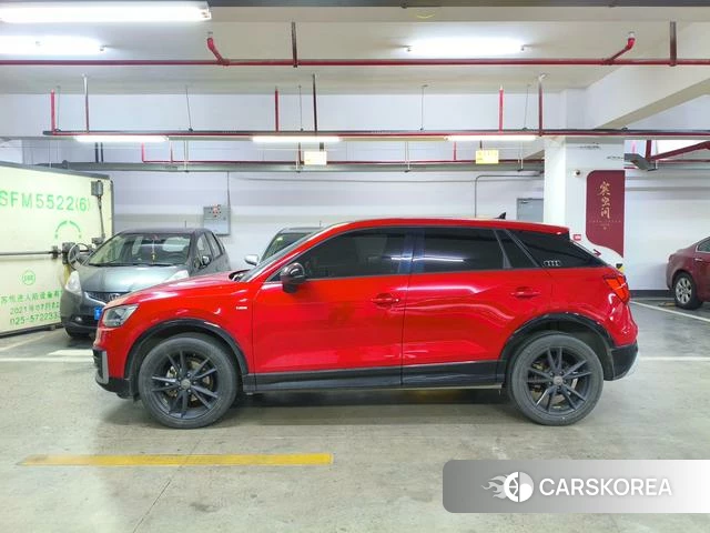 Audi Q2L 2021 Красный из Китая, фото 2