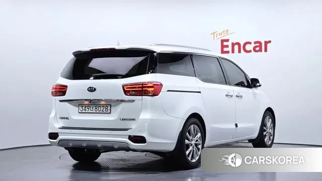 Kia The New Carnival id 2994933 из Кореи 12