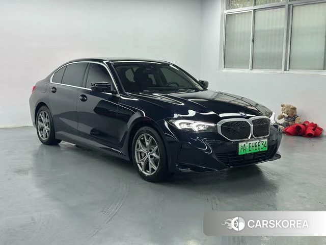 BMW i3 2025 Черный из Китая, фото 2