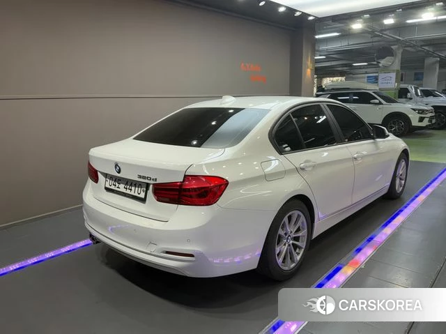 BMW 3 Series (F30) id 3861833 из Кореи 12