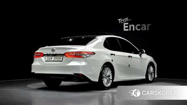 Toyota Camry (XV70) id 3617045 из Кореи 12