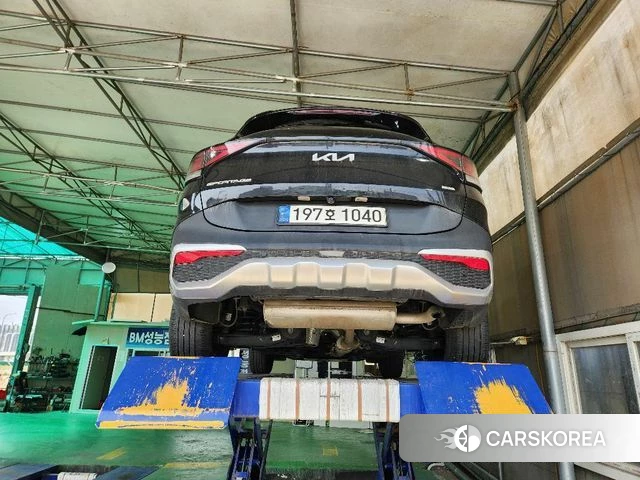 Kia Sportage 5th Generation Hybrid 2022 Черный из Кореи, фото 2