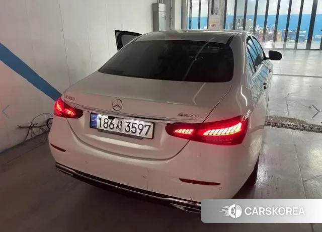 Mercedes-Benz E-Class W213 2021 Белый из Кореи, фото 2