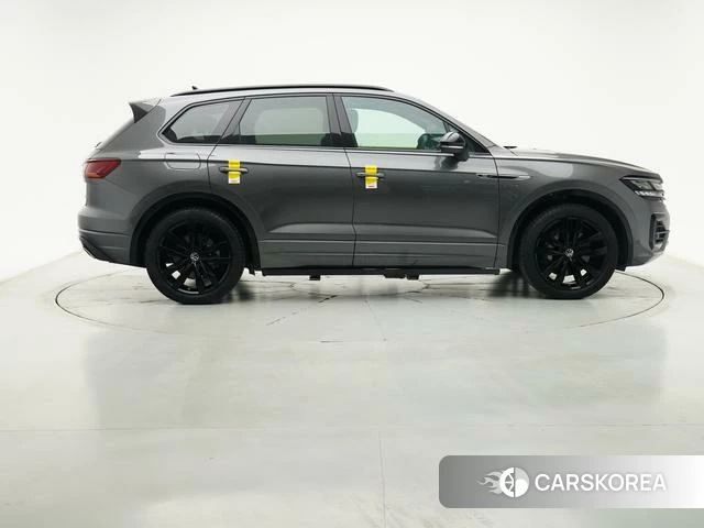 Volkswagen Touareg id 4258589 из Китая 12