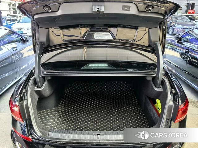 Volkswagen Passat id 4307669 из Китая 7