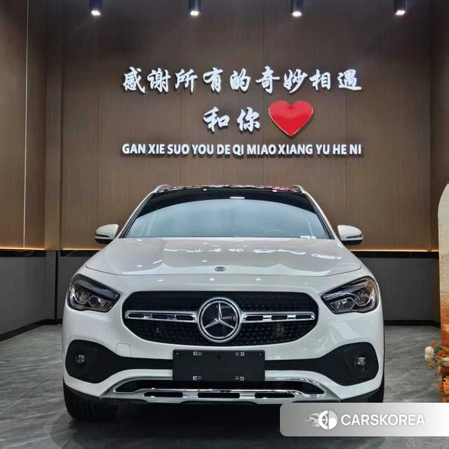 Mercedes-Benz GLA 2021 Белый из Китая, фото 2