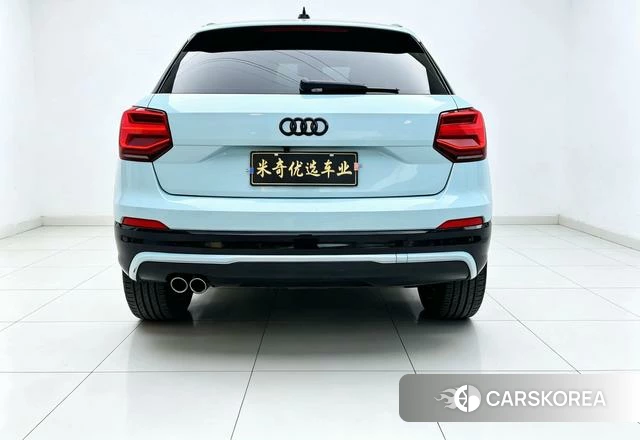 Audi Q2L id 4272850 из Китая 12
