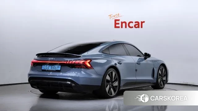 Audi e-Tron GT id 2900449 из Кореи 12