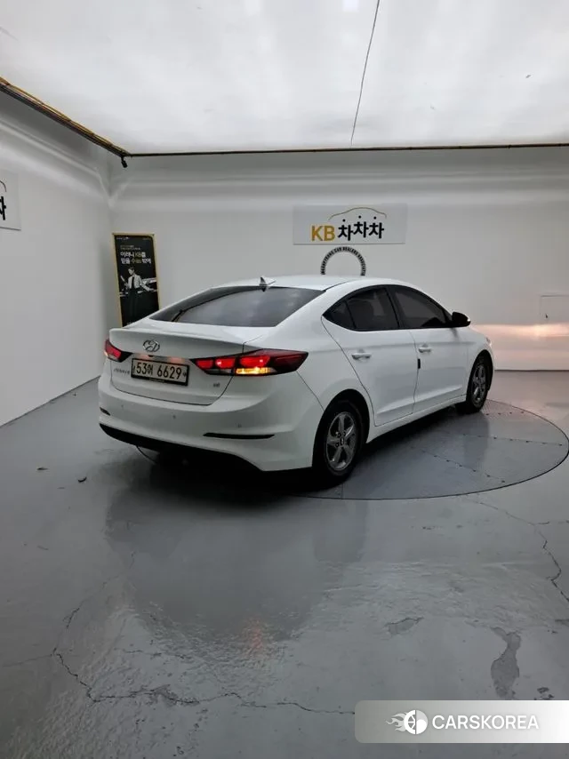 Hyundai Avante AD 2018 Черный из Кореи, фото 6