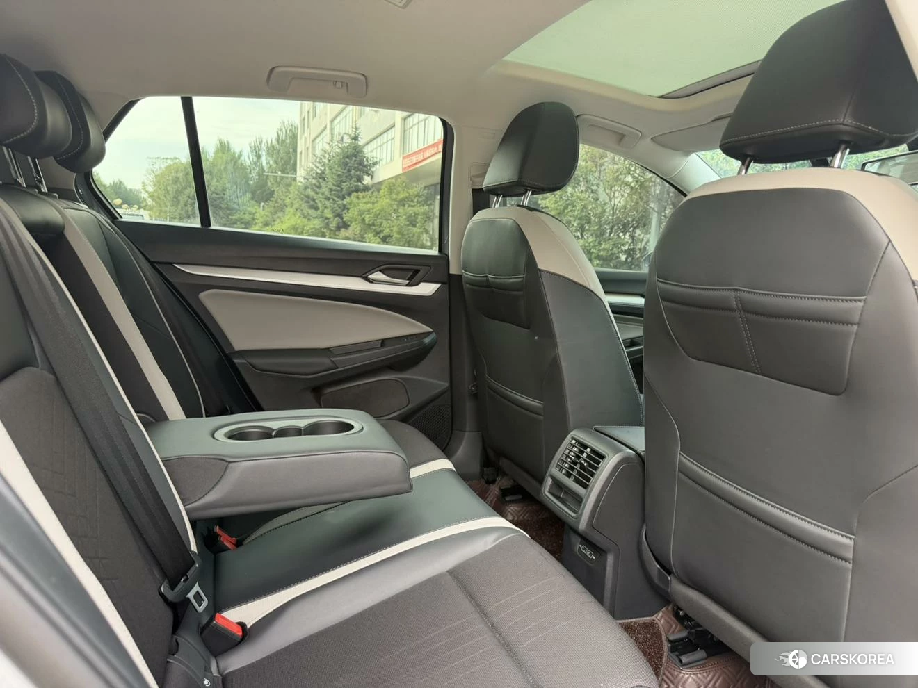 Volkswagen Golf id 4455405 из Китая 12