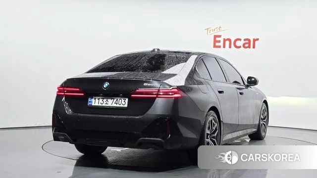 BMW 5 Series (G60) id 3891116 из Кореи 12