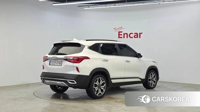 Kia Seltos id 4349953 из Кореи 12