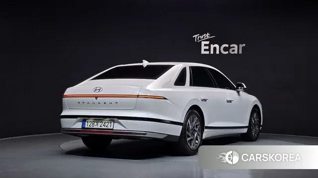 Hyundai Grandeur (GN7) id 3696184 из Кореи 12