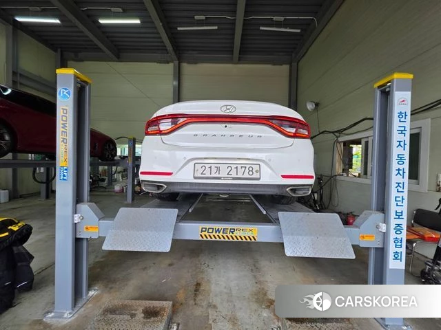 Hyundai Grandeur IG 2018 Белый из Кореи, фото 2