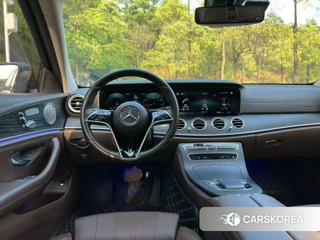 Mercedes-Benz E-class id 4220988 из Китая 2
