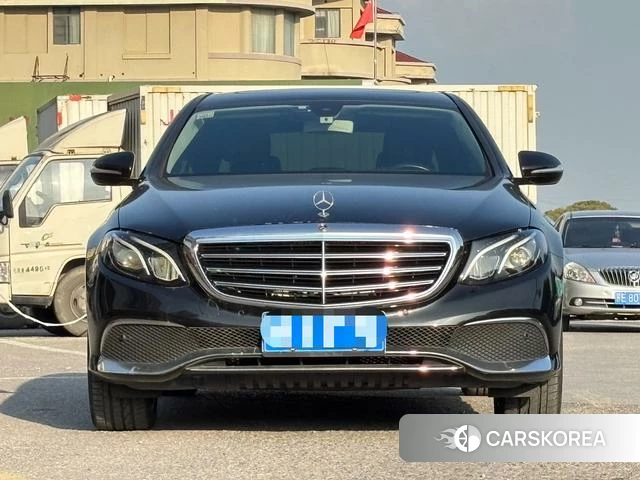 Mercedes-Benz E-class id 4241629 из Китая 10