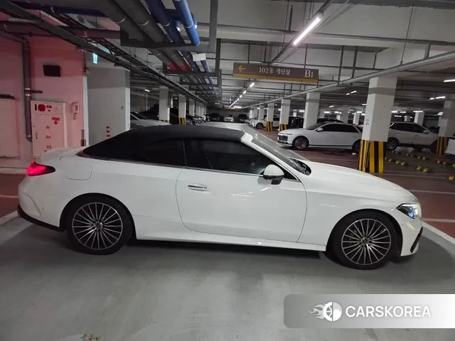 Mercedes-Benz CLE-Class C236 2025 Белый из Кореи, фото 2