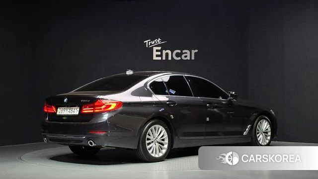 BMW 5 Series (G30) id 4937256 из Кореи 12