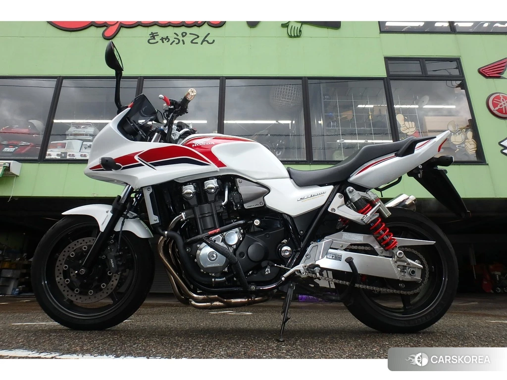 Проданный Honda CB1300SF BOLDOR ABS 2010 из Японии, фото 2