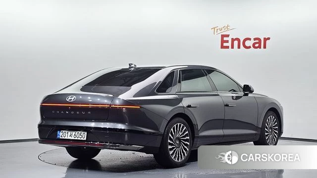 Hyundai Grandeur Hybrid (GN7) id 4715656 из Кореи 12