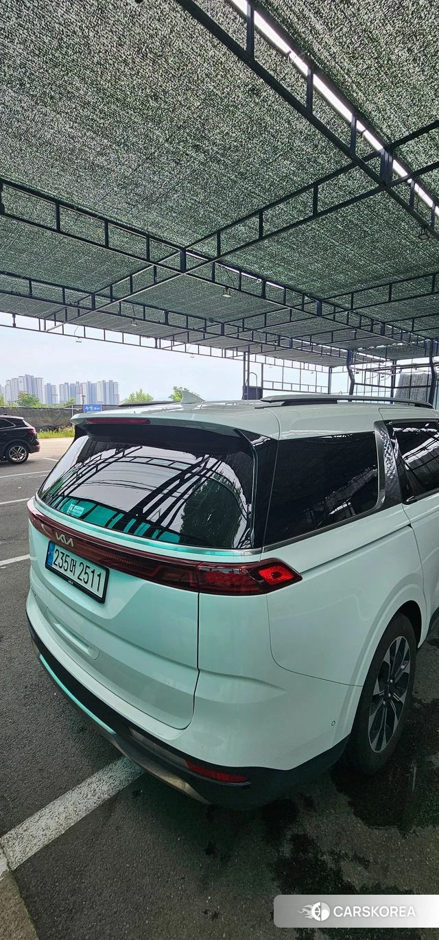 Kia Carnival 4th generation 2023 Белый из Кореи, фото 2