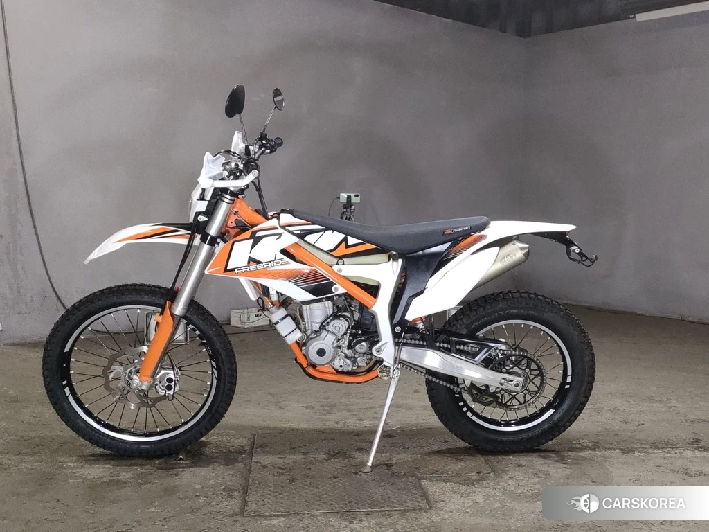 Проданный KTM 350 FREERIDE 2013 из Японии, фото 2