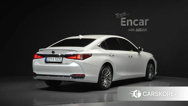 Lexus ES300h 7th generation id 3799107 из Кореи 12