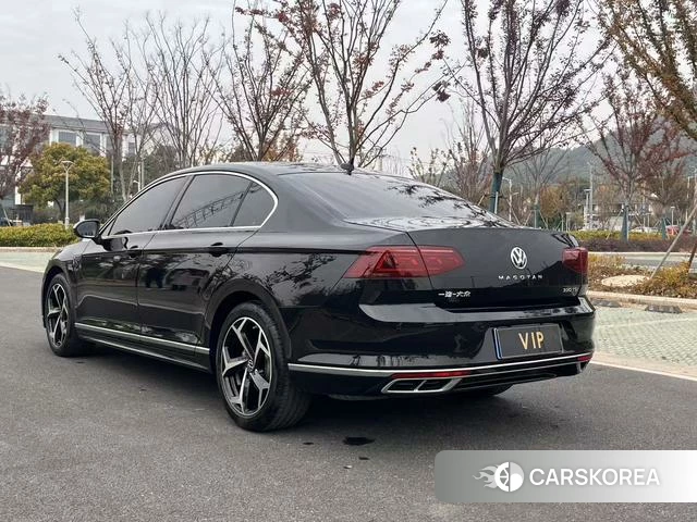 Volkswagen Magotan 2023 Черный из Китая, фото 2