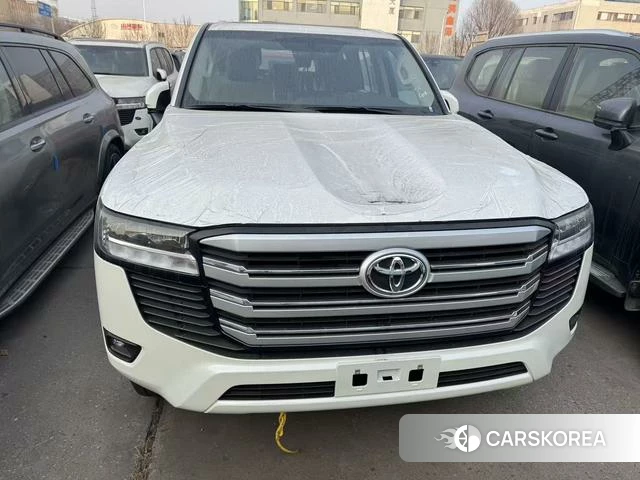 Toyota Land Cruiser (imported) 2026 Белый из Китая, фото 2
