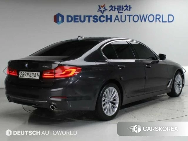 BMW 5 Series (G30) id 4930592 из Кореи 12