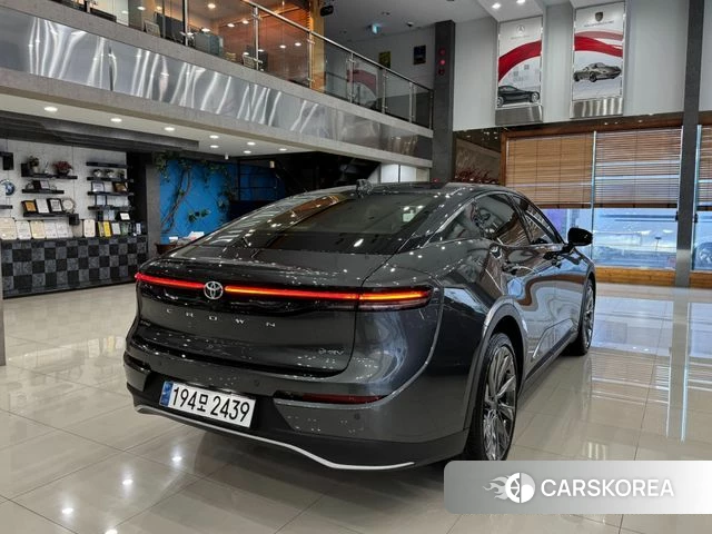 Toyota Crown Crossover id 4194507 из Кореи 12