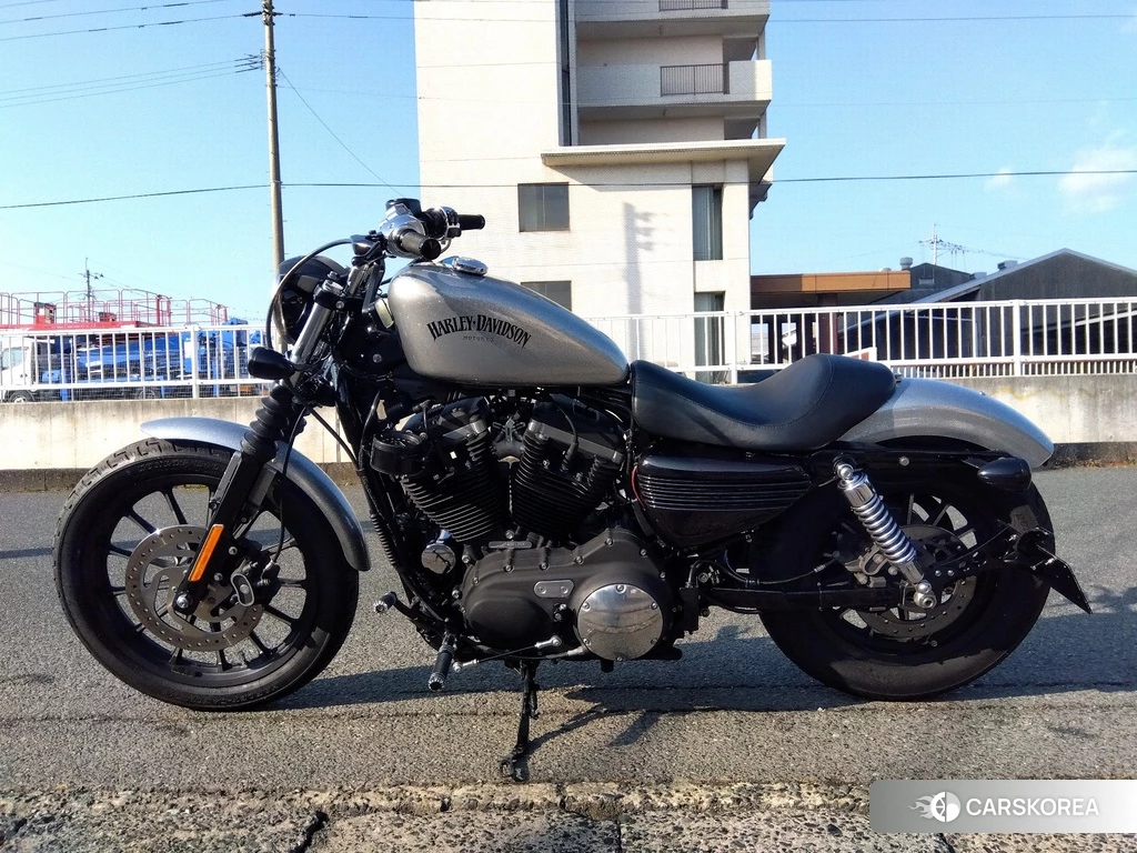 Проданный Harley-Davidson Sportster XL883N 2015 из Японии, фото 2