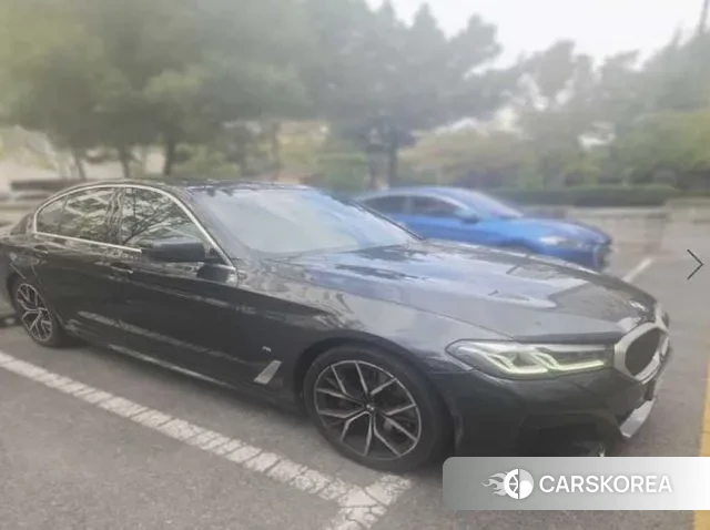 BMW 5 Series (G30) 2021 Серый из Кореи, фото 2