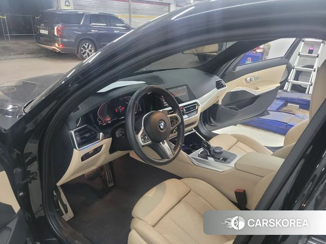 BMW 3 Series (G20) 2022 Черный из Кореи, фото 2