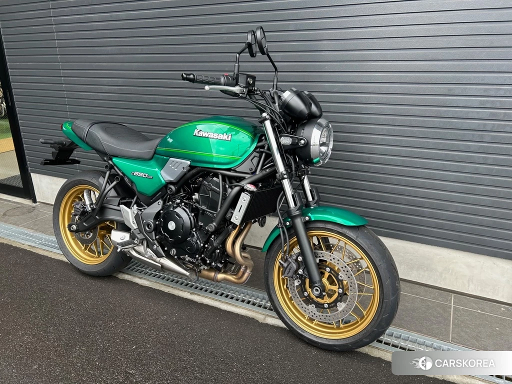Проданный Kawasaki Z650RS 2023 из Японии