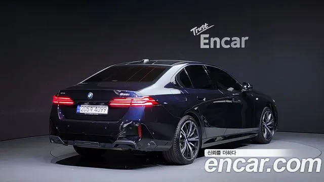 BMW 5 Series (G60) id 2805316 из Кореи 12