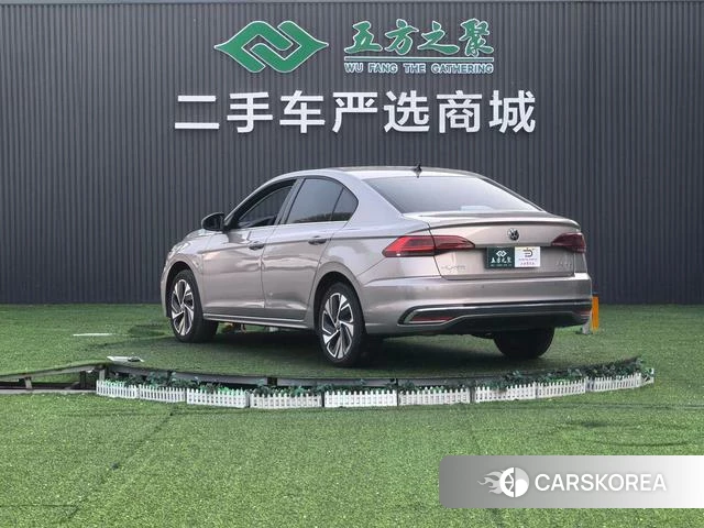 Volkswagen Bora id 4257715 из Китая 12