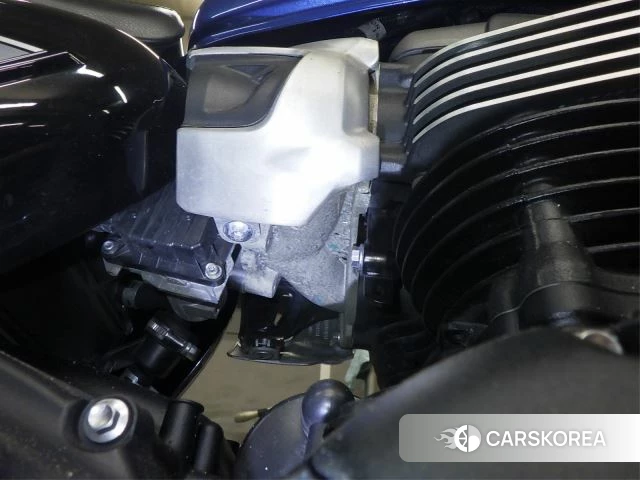 Engine photo