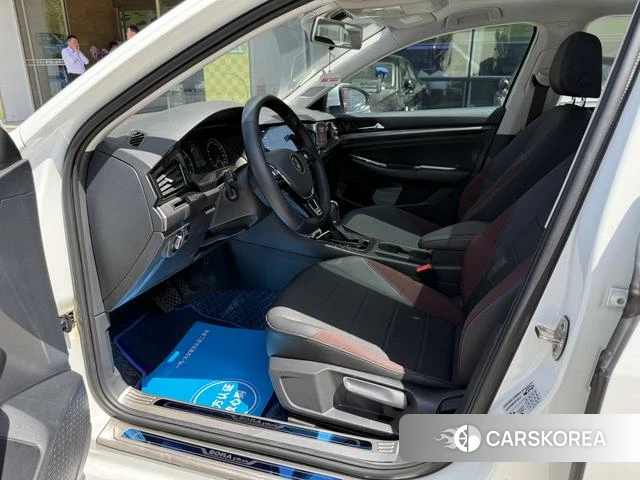 Volkswagen Bora id 4271533 из Китая 12