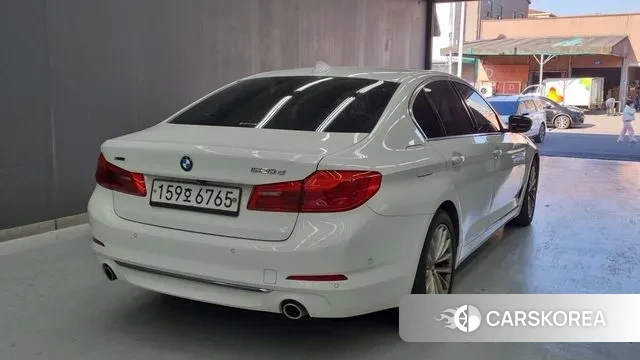 BMW 5 Series (G30) id 3484545 из Кореи 8