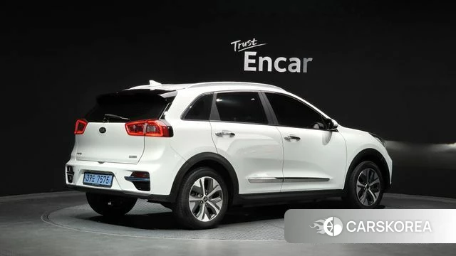 Kia Niro EV id 4490992 из Кореи 12