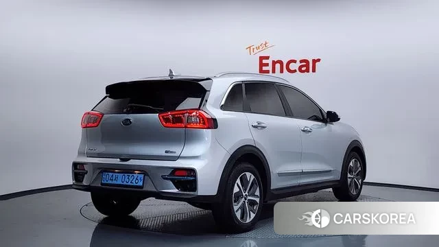 Kia Niro EV id 3395609 из Кореи 12